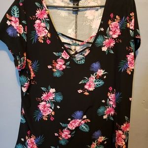 Short sleeve T-shirt